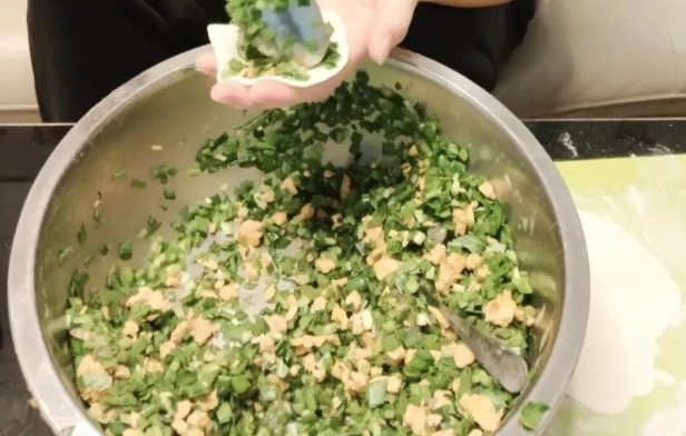 提前过个年