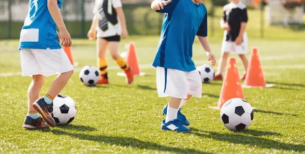 【扑克之星】体育博彩高手月入十万的奥秘：数据驱动与纪律的艺术