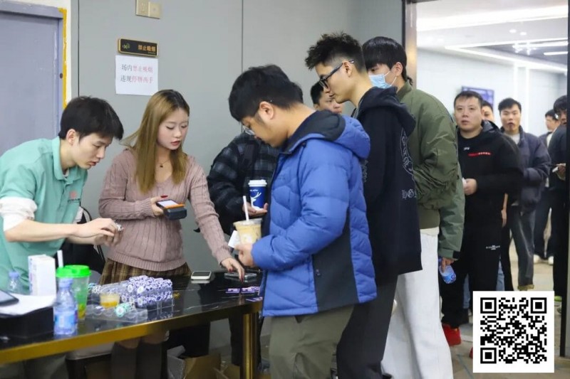 【扑克之星】长沙阳光月赛第三日 | 主赛首轮收官日：最后一席，全力以赴！第一轮共1400人次，168人晋级明日决赛，刘杰成C组CL