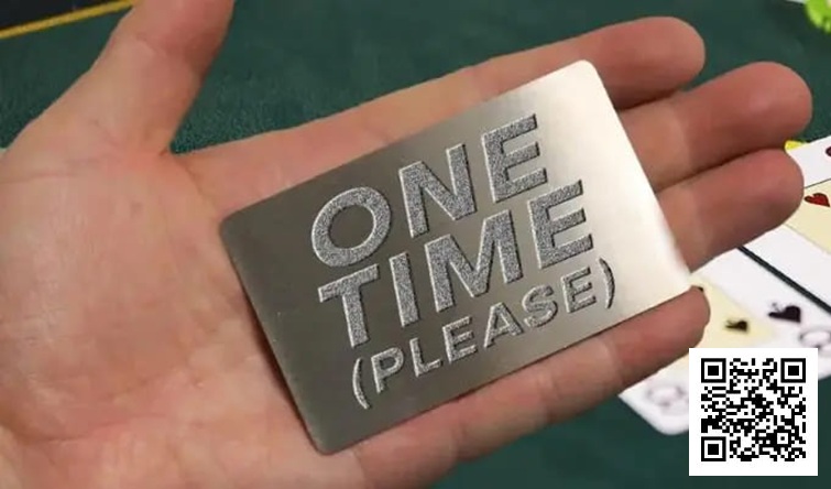 【扑克之星】实时辅助眼镜、作弊宝典……扑克玩家的“硬核”新年礼物清单来了!