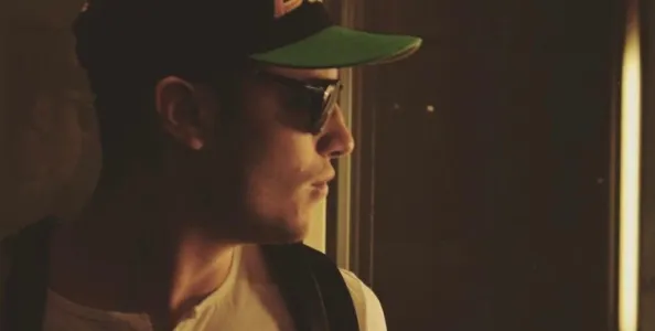 【扑克之星】“理论限制直觉”：职业玩家Nicolò Serlenga拆解转牌尺度的艺术，对手KK苦思15秒弃牌