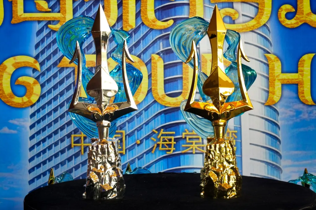 【扑克之星】CPG®海棠湾巡游赛｜主赛最后九人浮现，2024年“大金海神杯”得主陈英杰千万级别记分牌领跑