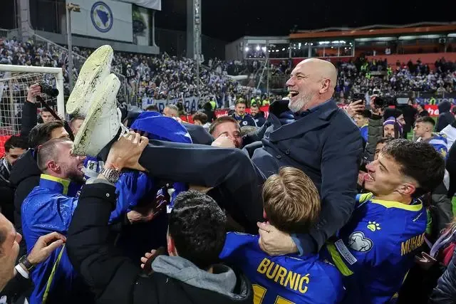 【扑克之星】从扑克桌到波黑重返世界杯的功勋主帅：谢尔盖·巴巴雷茨的非典型主帅之路