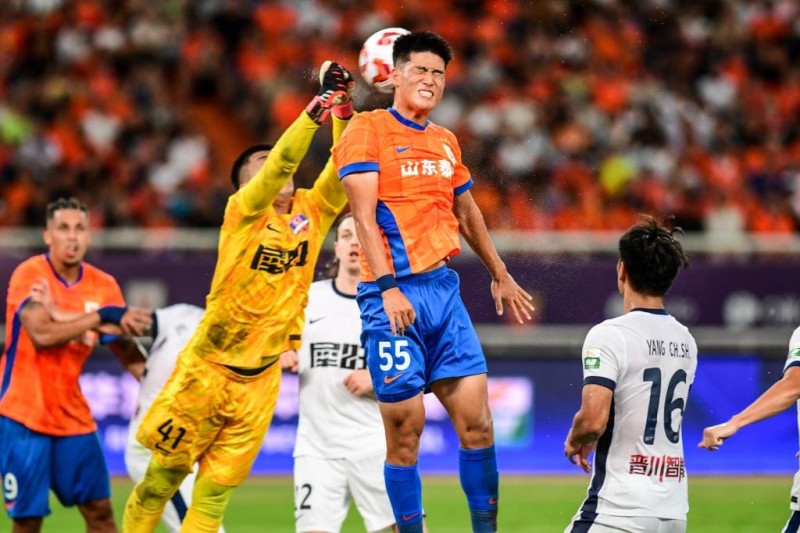 【扑克之星】国内球员在高强度对抗中的适应能力为何成为讨论焦点