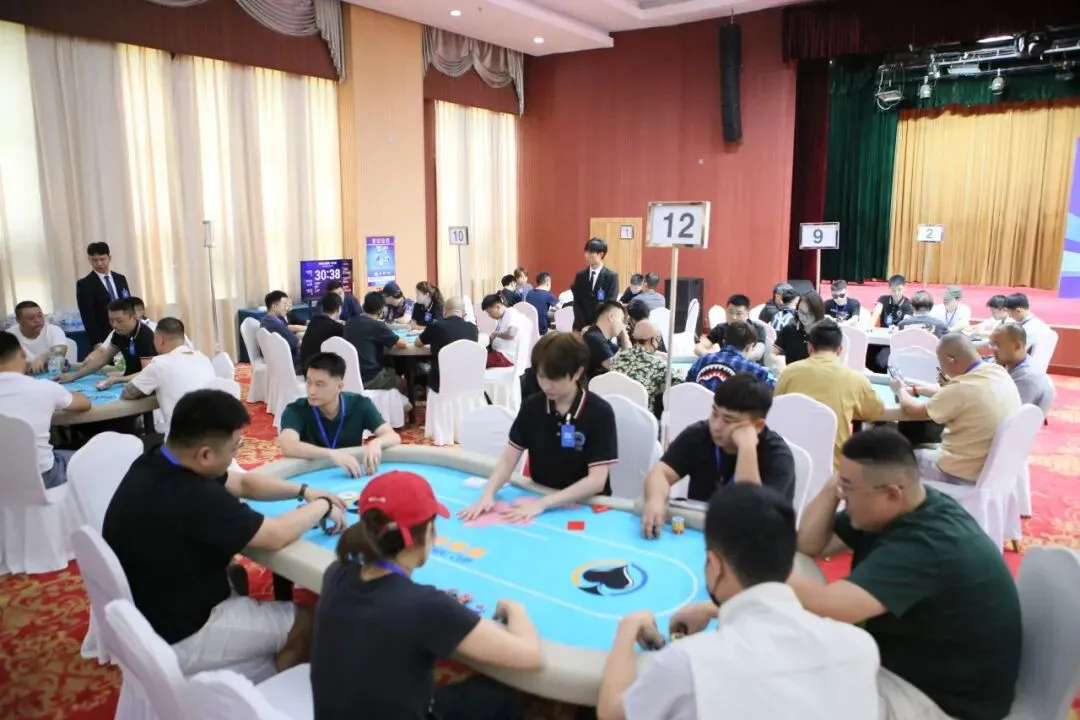 【扑克之星】致一年前的自己:以河海为志,携热爱奔赴8月7日-12日周年新程!